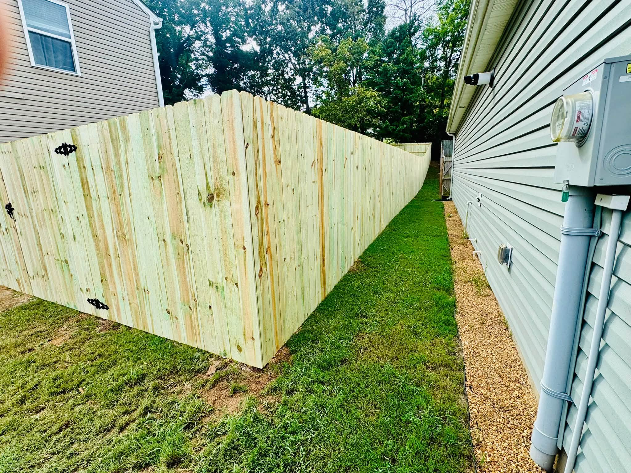Fence and gate built by Athens Fence Company